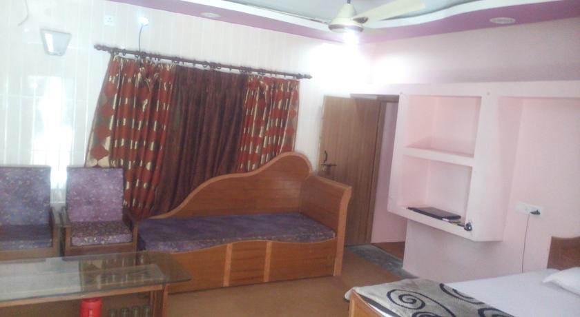 Hotel Devbhoomi